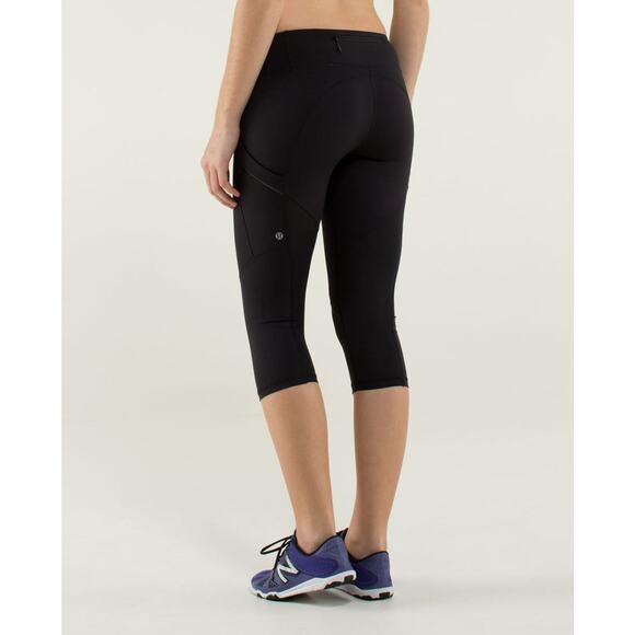 Lululemon Run Mod Moves Crop Mid Rise Leggings in Black Women's Size 2 - Picture 2 of 12